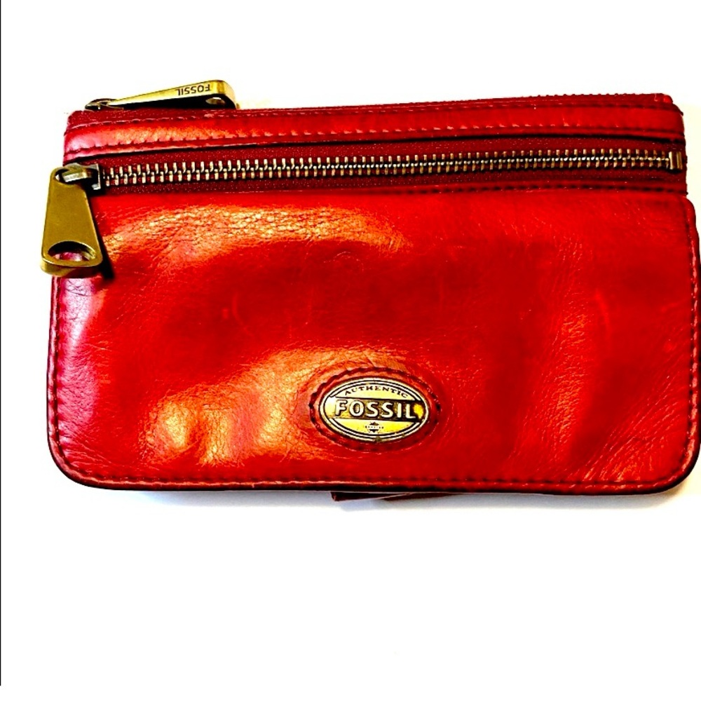 Fossil Cherry Red Leather Zip Wallet